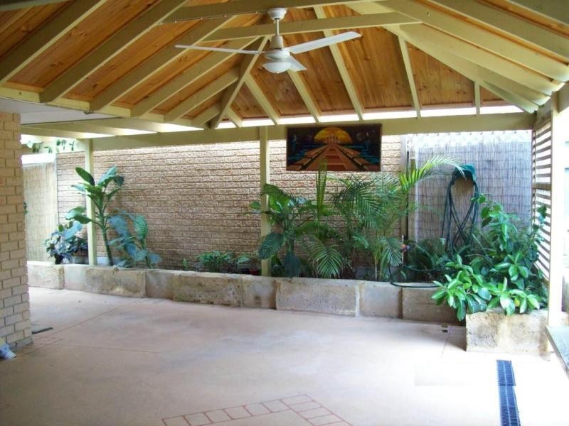 2 Gidley Cove, Quinns Rocks WA 6030