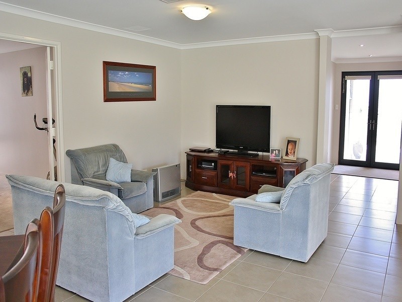 13 Panarea Crest, Yangebup WA 6164