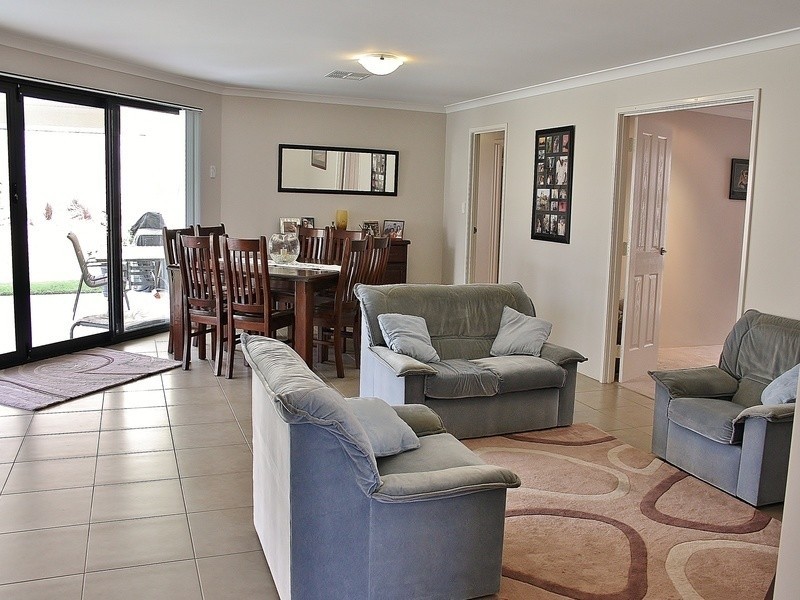 13 Panarea Crest, Yangebup WA 6164