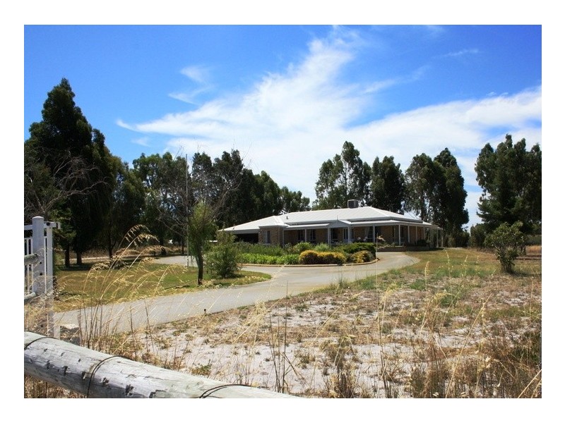 10 Murdoch Way, Banjup WA 6164