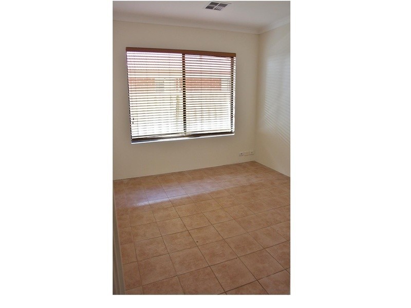 7 Treaty Oak Cove, Bibra Lake WA 6163