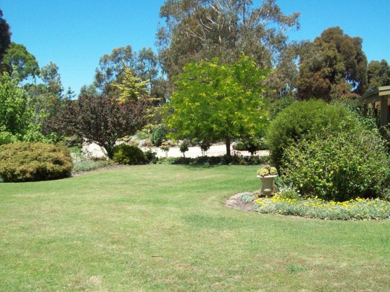 356 Rosherville Road, Metung VIC 3904