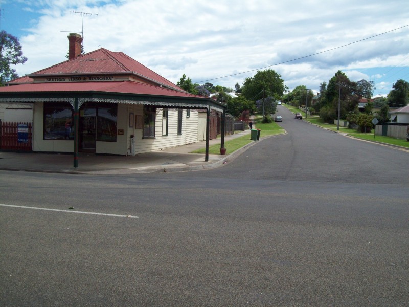1/1 main, Bruthen VIC 3885
