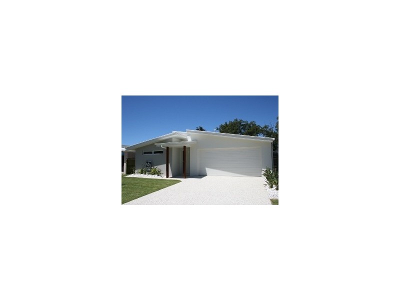 12 Cumberland Street, Caloundra QLD 4551