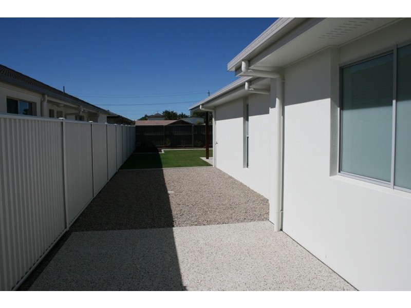 19 Whitehaven Way, Pelican Waters QLD 4551