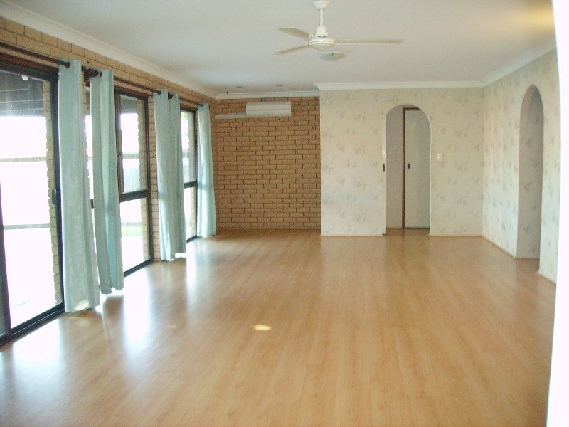 Battery Hill QLD 4551