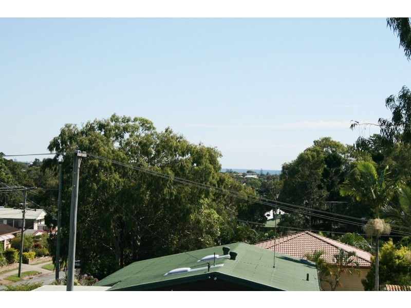 16 Theodore Crt, Moffat Beach QLD 4551