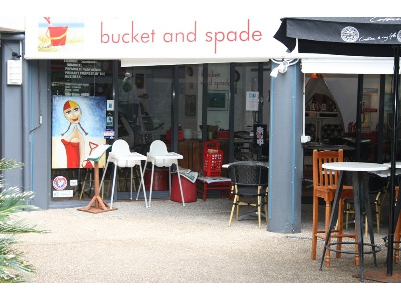 Dicky Beach QLD 4551