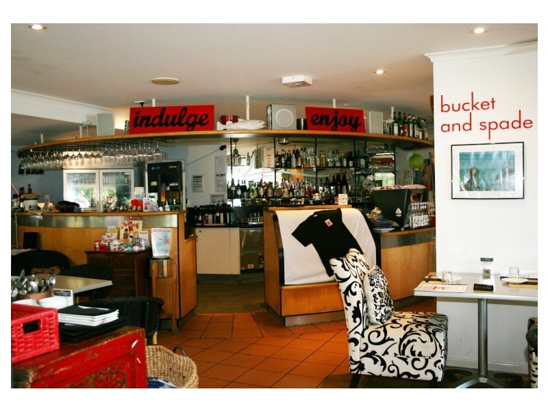 Dicky Beach QLD 4551