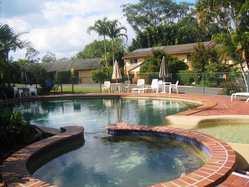6/8 Lyon, Dicky Beach QLD 4551