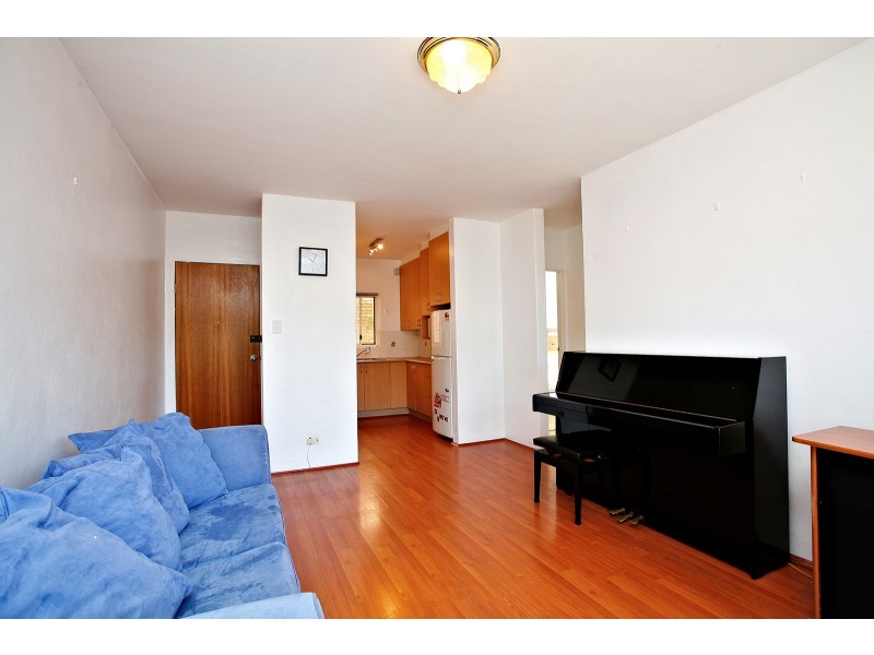 2/6 Francis Street, Dee Why NSW 2099