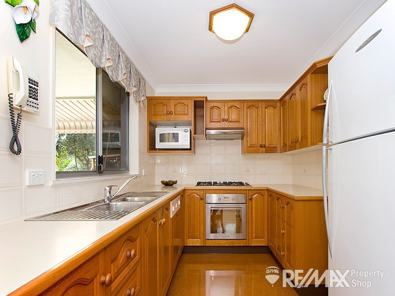 82 Craig Street, Brighton QLD 4017
