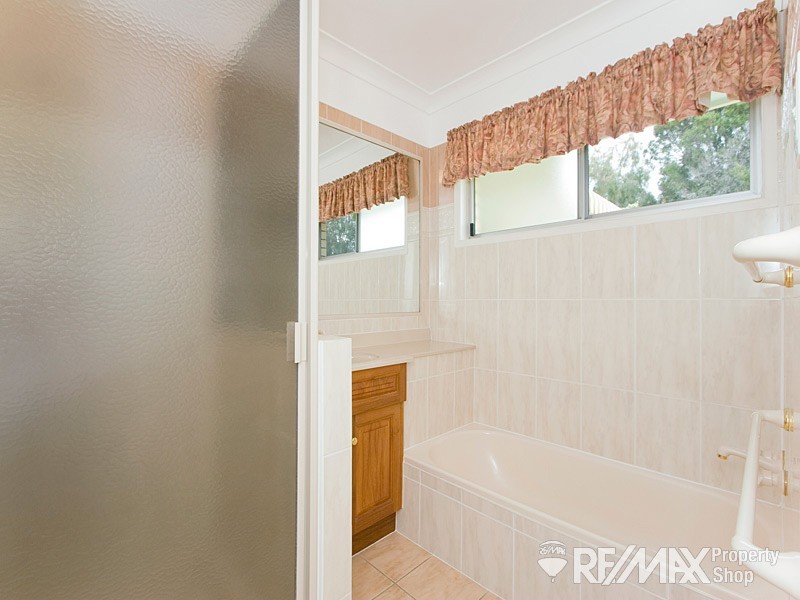 82 Craig Street, Brighton QLD 4017