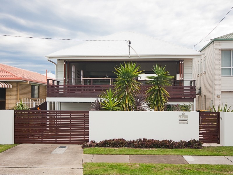 242 Flinders Parade, Sandgate QLD 4017