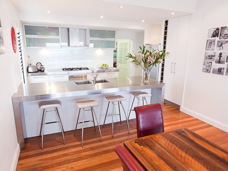 242 Flinders Parade, Sandgate QLD 4017