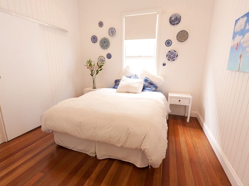 242 Flinders Parade, Sandgate QLD 4017