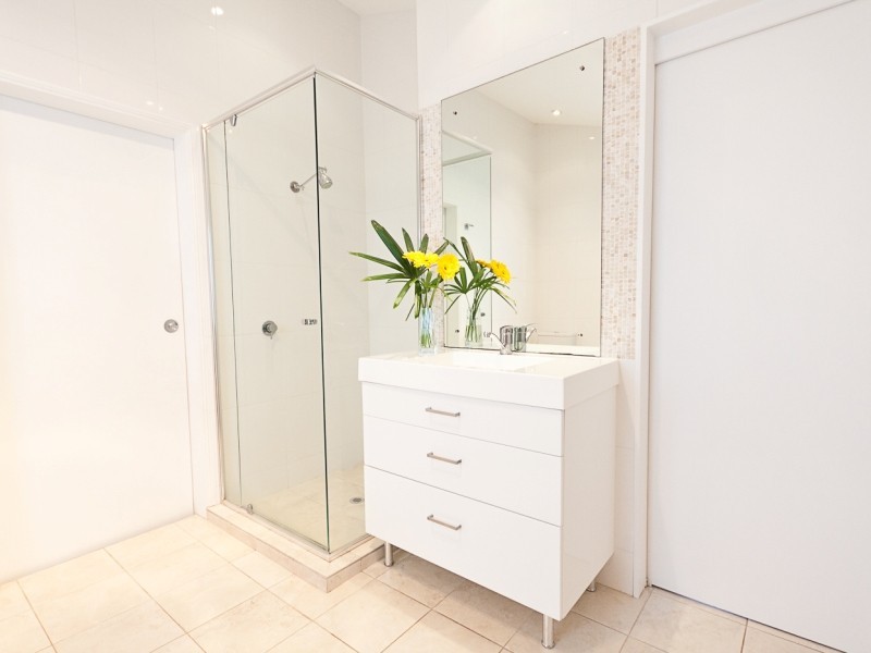 242 Flinders Parade, Sandgate QLD 4017