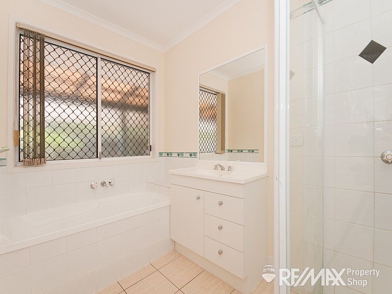 8 Delvene Court, Deception Bay QLD 4508