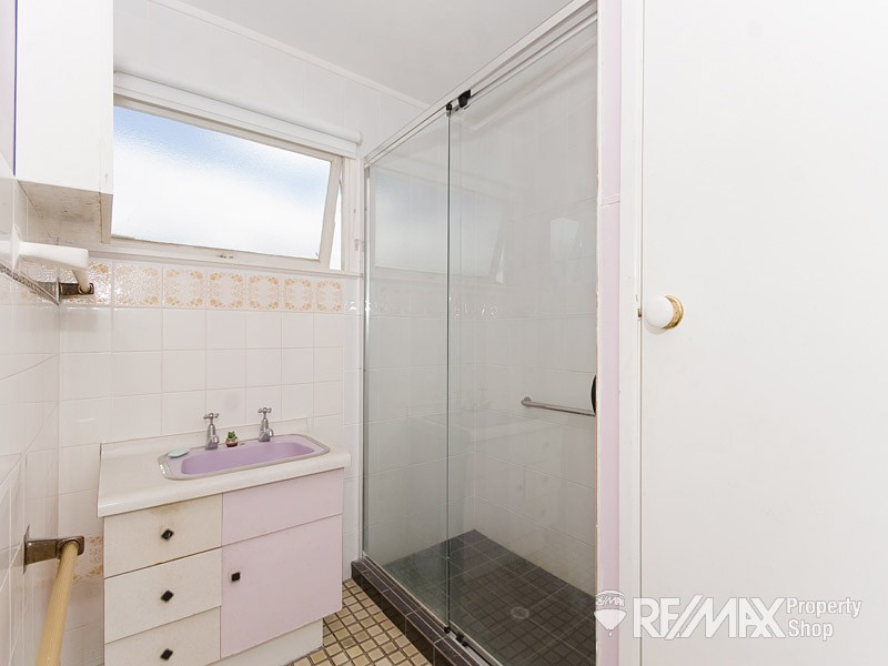 27 Loncroft Street, Brighton QLD 4017