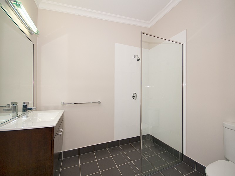 21 Twenty-second Avenue, Brighton QLD 4017