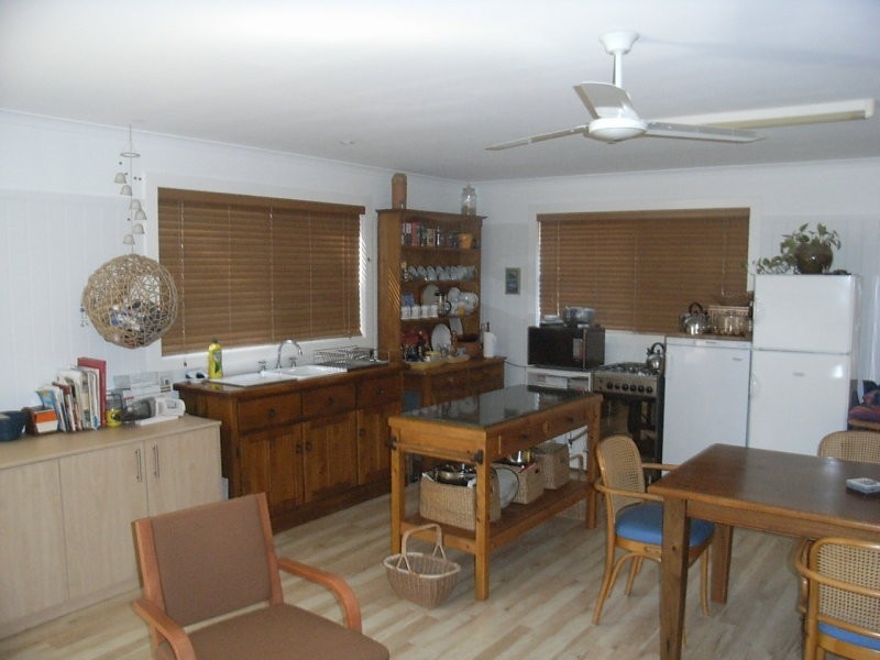 9 Eliza Crt, Fraser Island QLD 4581