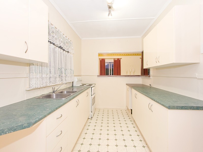 61 Nearra Street, Deagon QLD 4017