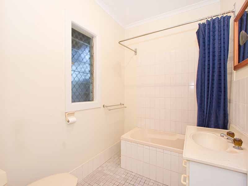 61 Nearra Street, Deagon QLD 4017