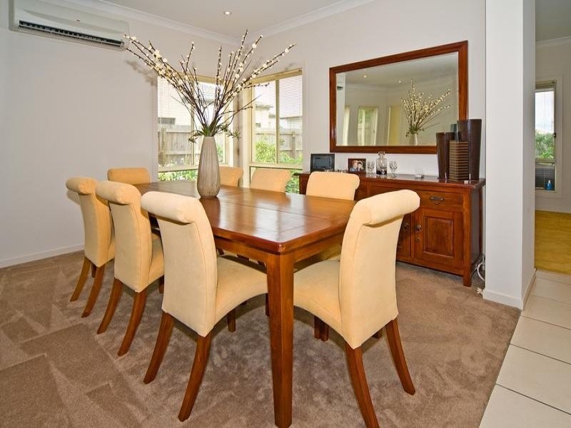 20 Hillcroft Place, Belmont QLD 4153