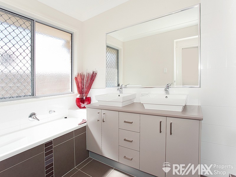 12 Shanti Lane, Morayfield QLD 4506