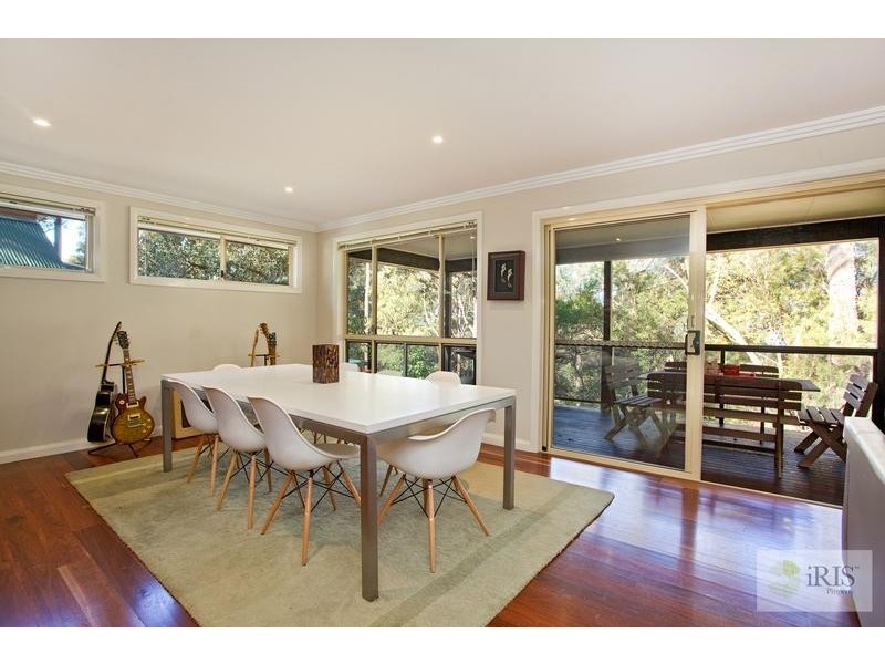 18 Currawong Crescent, Bowen Mountain NSW 2753