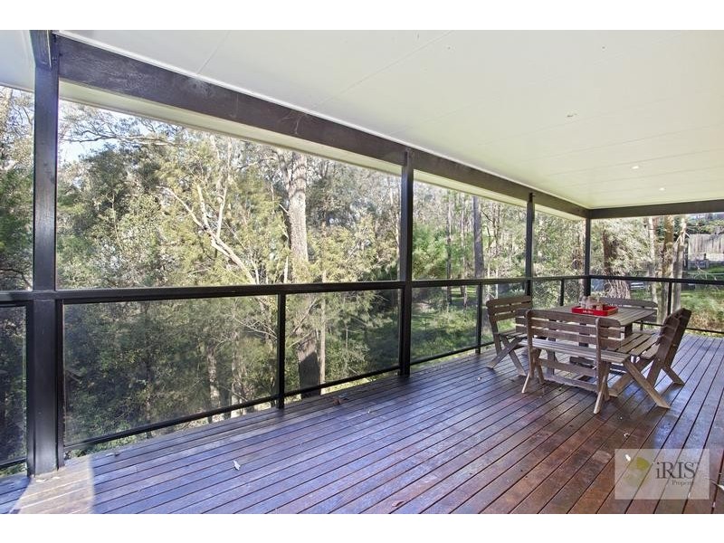 18 Currawong Crescent, Bowen Mountain NSW 2753