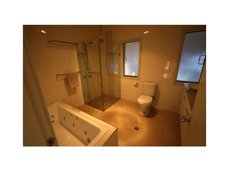 8 Cameron Street, Richmond NSW 2753