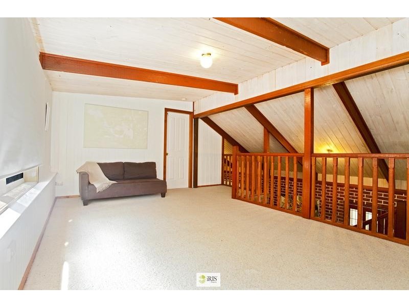 1 Currawong Crescent, Bowen Mountain NSW 2753