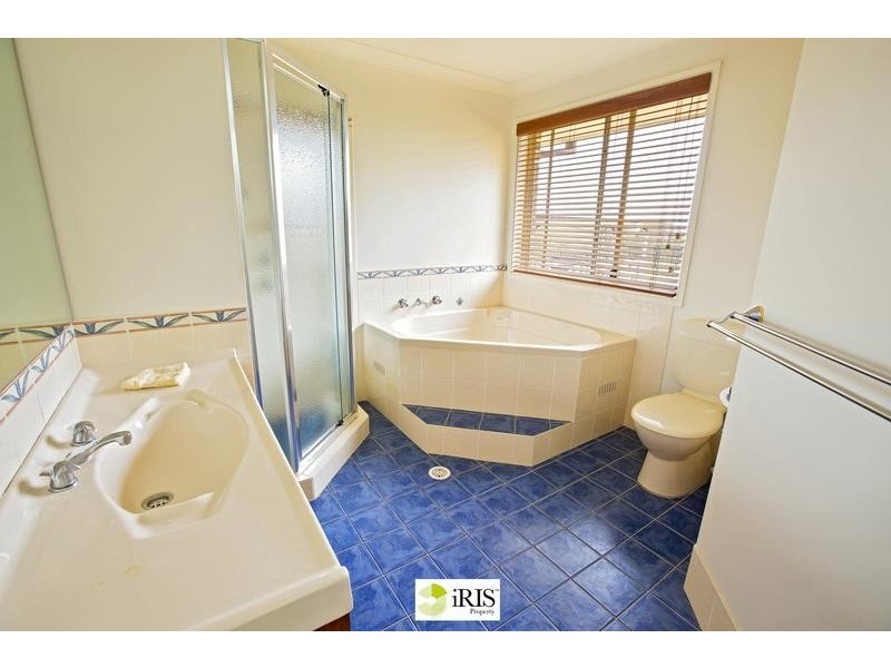 327 Blaxlands Ridge Road, Kurrajong NSW 2758