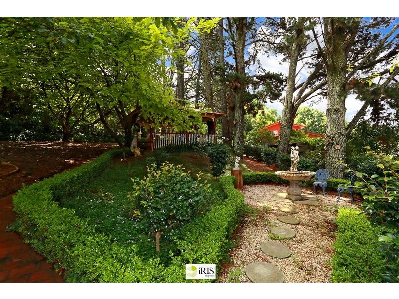 78 Warks  Hill Rd, Kurrajong Heights NSW 2758