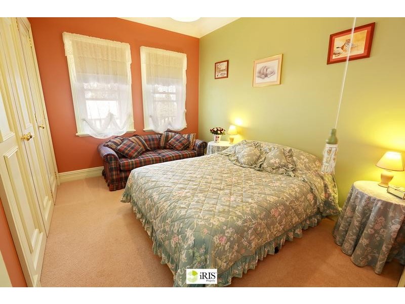 78 Warks  Hill Rd, Kurrajong Heights NSW 2758