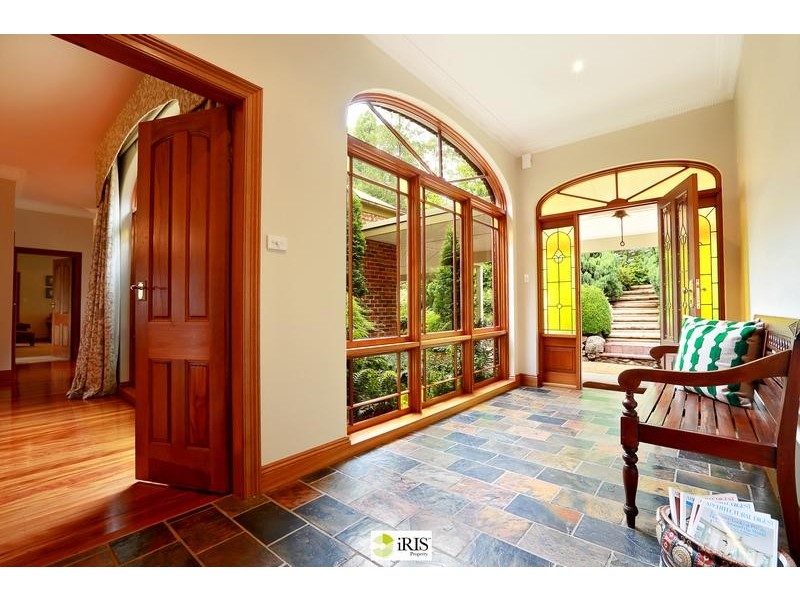 29 Wynnes Rocks Road, Mount Wilson NSW 2786