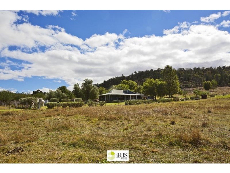212 Barkers Road, Grenfell NSW 2810