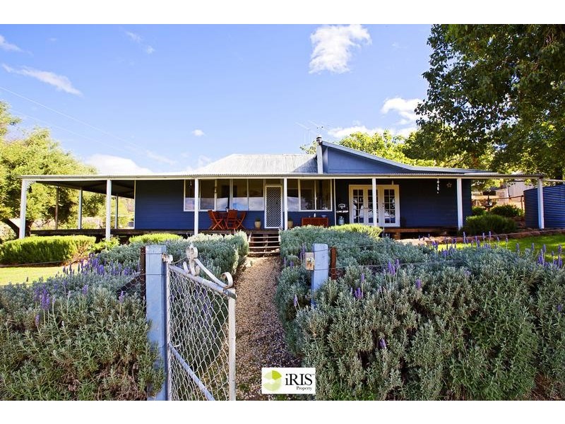 212 Barkers Road, Grenfell NSW 2810