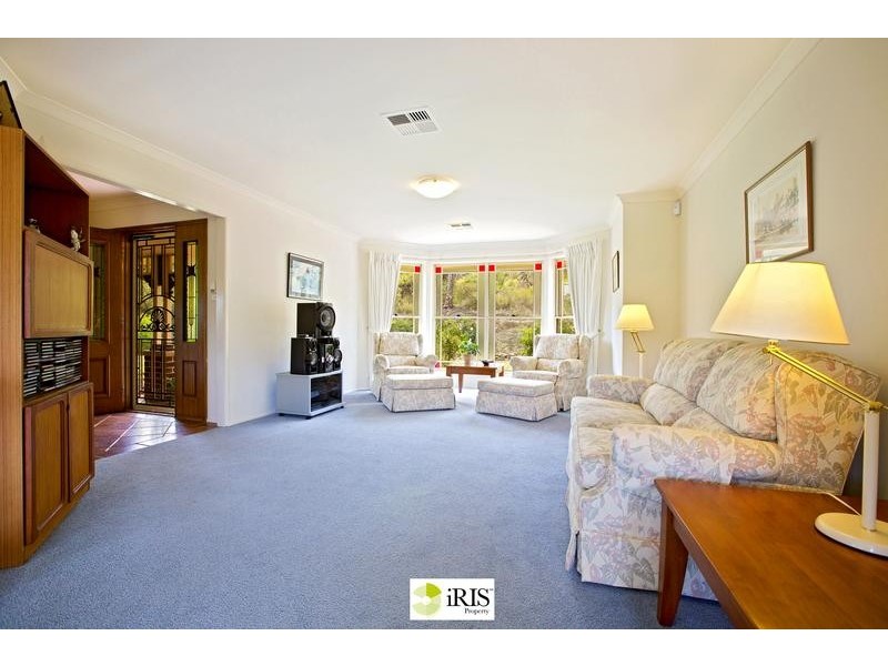 327 Blaxlands Ridge Road, Kurrajong NSW 2758