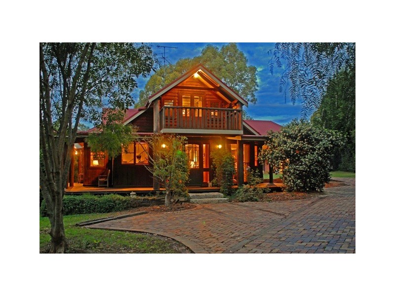 2 Harrisons Lane, Glenorie NSW 2157