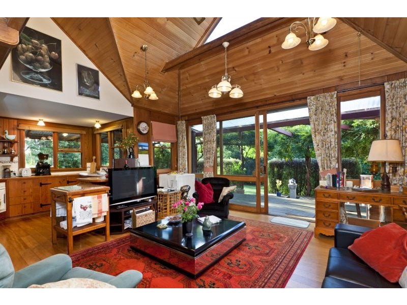 2 Harrisons Lane, Glenorie NSW 2157