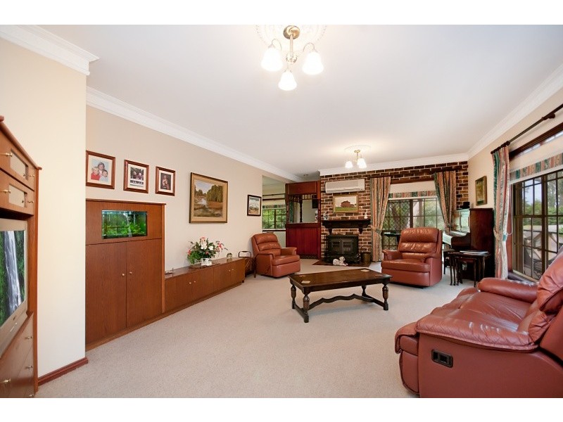 28 Calderwood Road, Galston NSW 2159