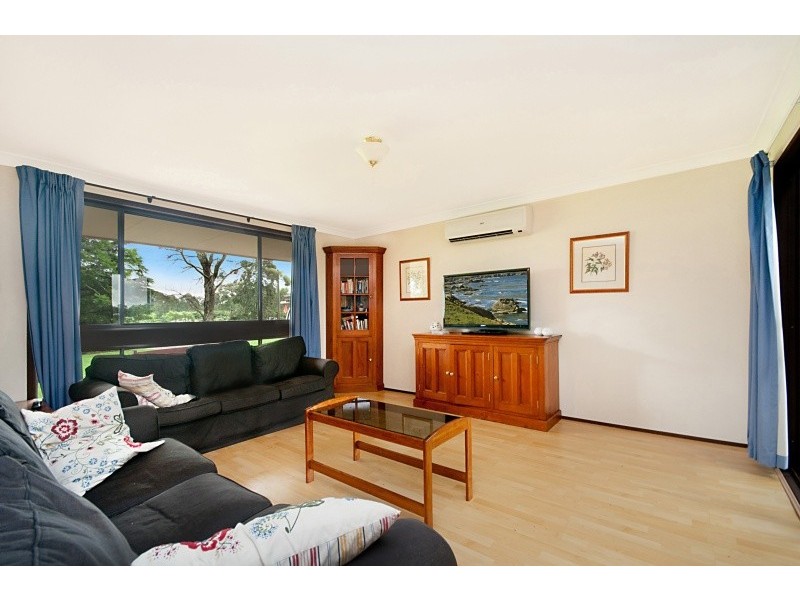 10 Pinus Avenue, Glenorie NSW 2157