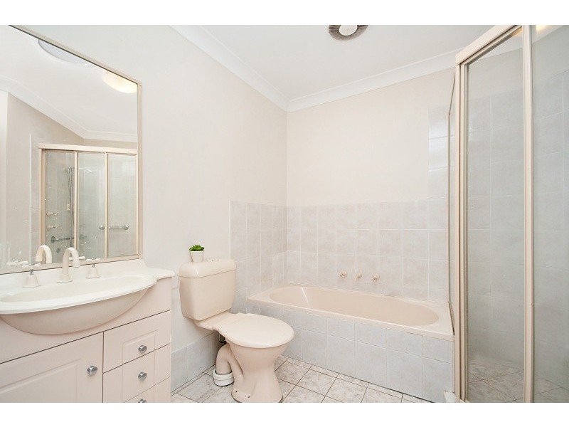 16 Griffith Close, Galston NSW 2159
