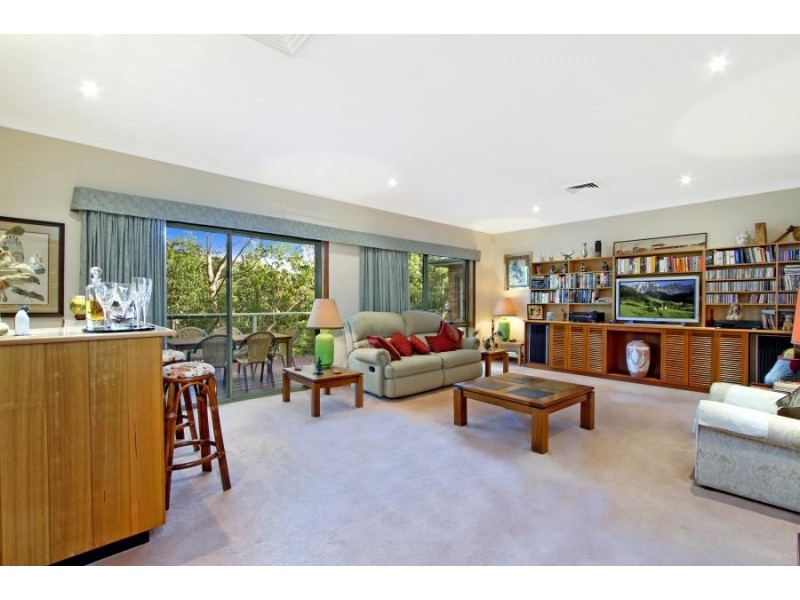 18 Sylvan Grove, Glenhaven NSW 2156