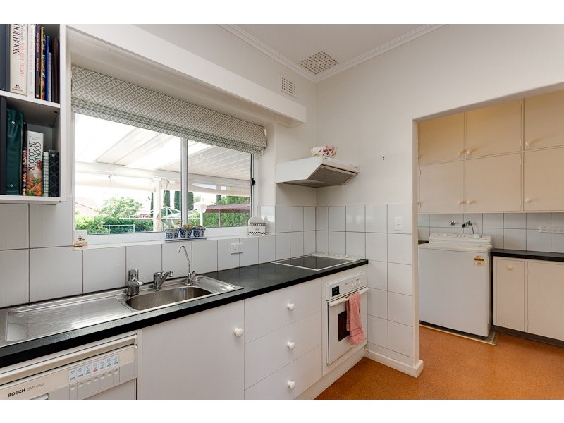 7 Inverness Avenue, St Georges SA 5064