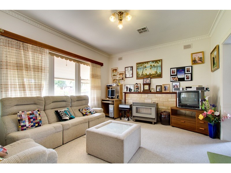 24 Junction Road, Paradise SA 5075