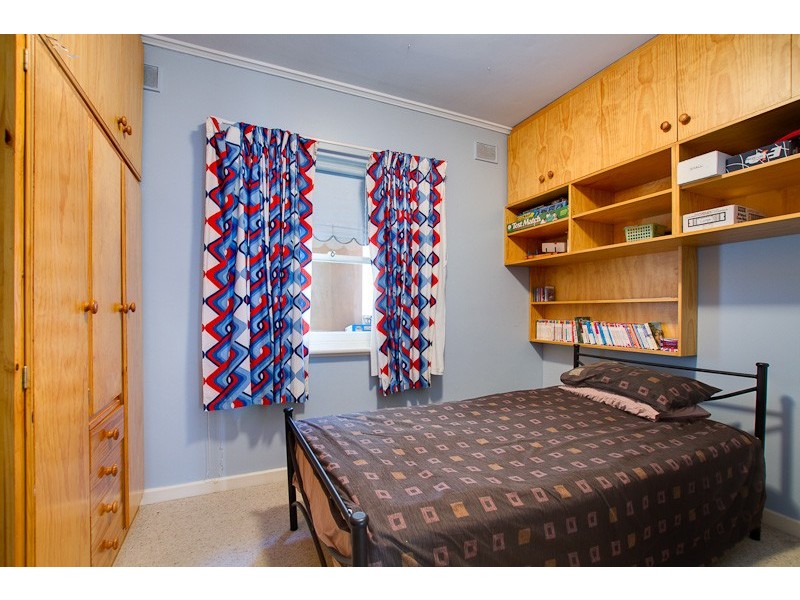 24 Junction Road, Paradise SA 5075