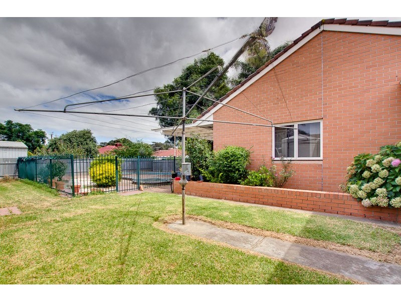 24 Junction Road, Paradise SA 5075